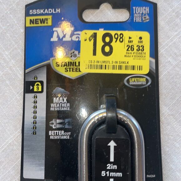 Master‎ Lock 2in Max Weather Stainless Steel Shackle Padlock 2 Keys 5SSKADLH - Picture 3 of 7